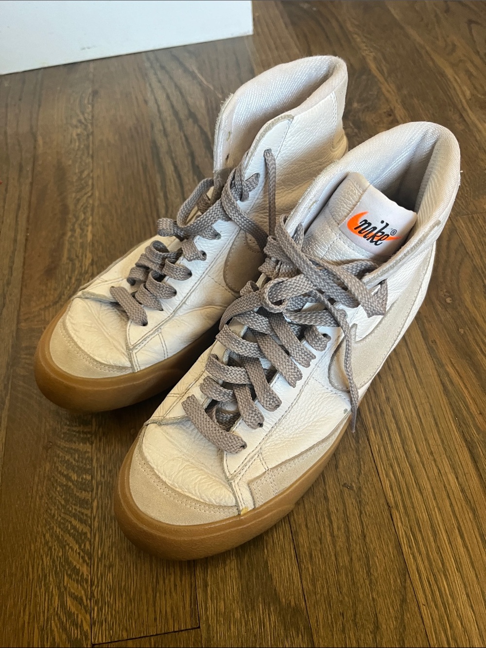 Nike Men’s High-Top Sneakers in Off-White with Gum Sole